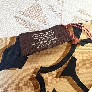 NWT COACH Silk ponytail bag scarf in Cheetah Coach signature and Black Print